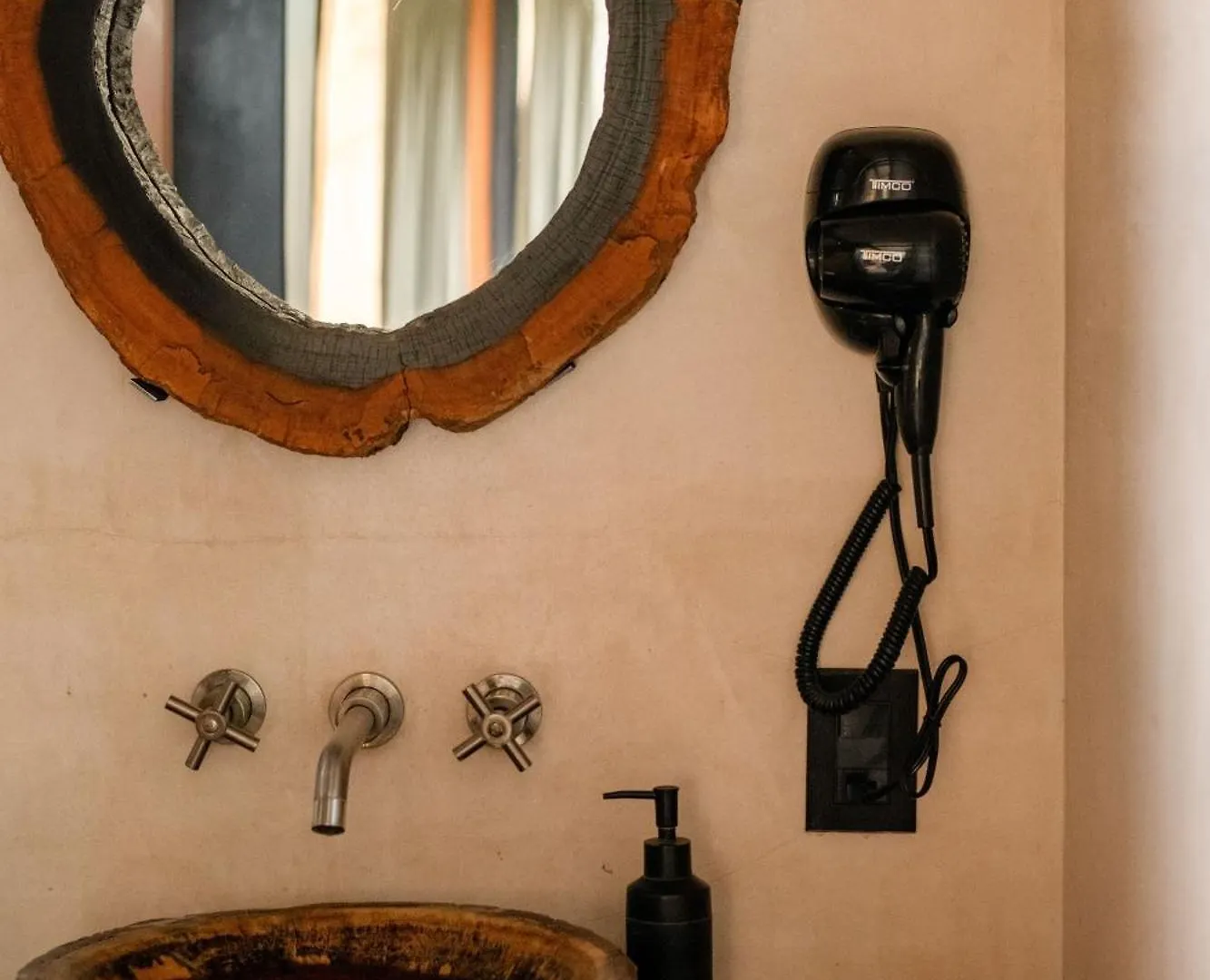 Hotel Bufo Alvarius Tulum