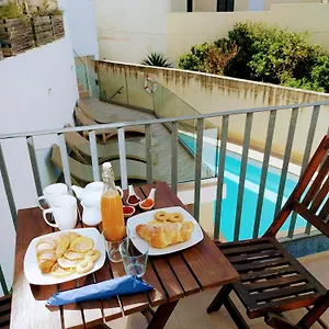 pjazza-suites-boutique-hotel.qawrahotelsmalta.org/